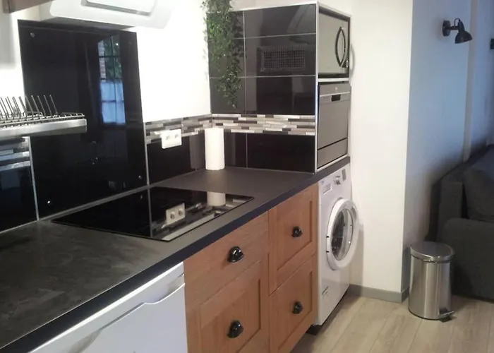 アパート De La Tour Des Rondes - Confort Plein-centre ラヴォール